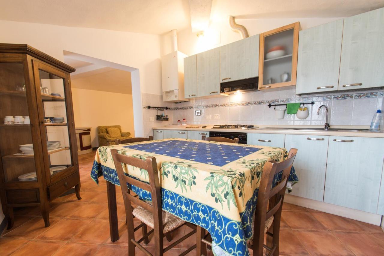 Casa Vacanze Villa Giusterna Monte Benichi Extérieur photo