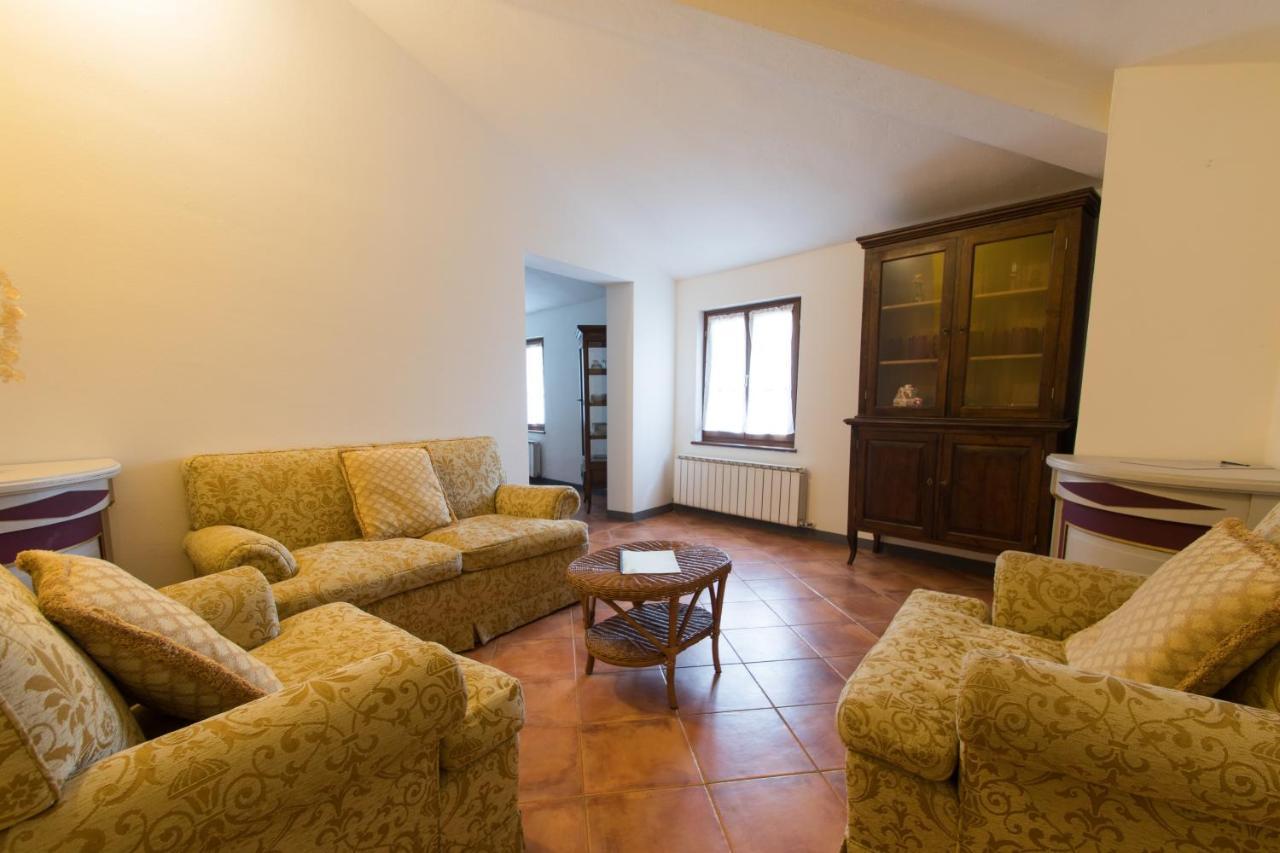 Casa Vacanze Villa Giusterna Monte Benichi Extérieur photo